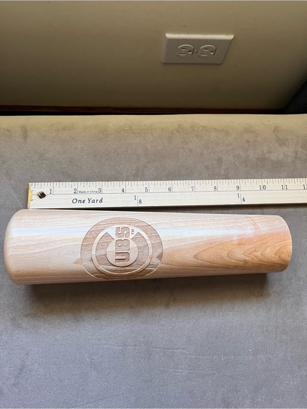 Dugout’s Light Beige Wooden Mug with Cubs Emblem - Picture 5 of 5